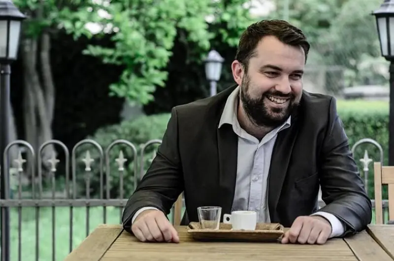 „Man übersetzt schon lange nicht mehr durch Umschreiben von einem Papier auf ein anderes," konstatiert der Direktor unserer Filiale in Bratislava. Mehr erfahren Sie im Interview.